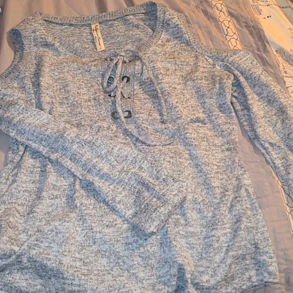 Grey exposed shoulder shirt